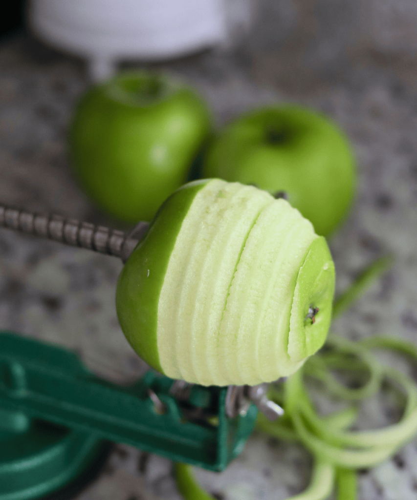 peeling and slicing granny smith apples