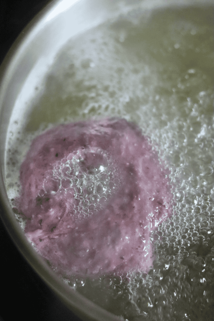 bagel in boiling water