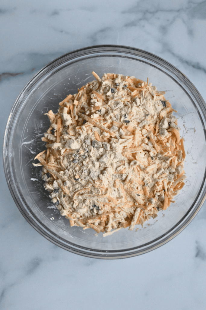 mixed cheese and ham with the dry ingredients